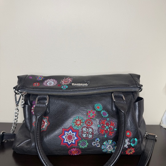 Desigual Black Bols Nanit Loverty Floral Embroidered Bag – Pre-Owned - Picture 5 of 16